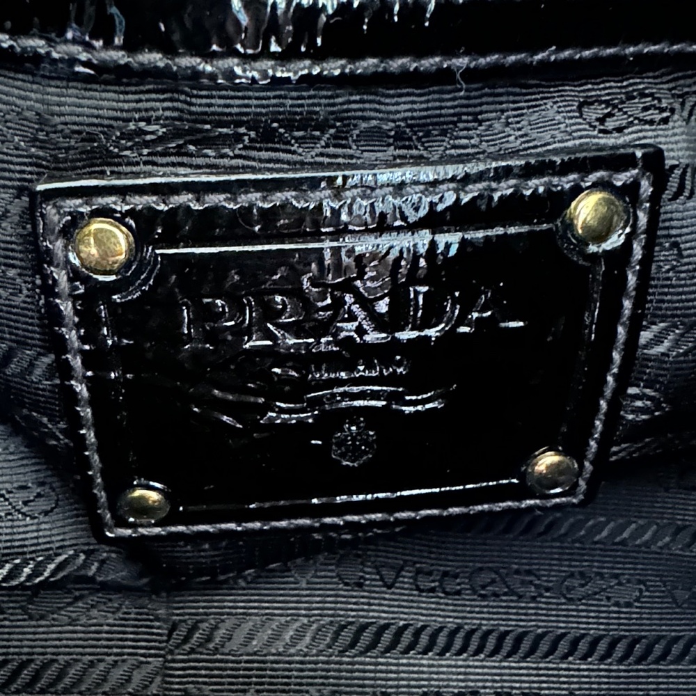 PRADA Vintage Tessuto Nylon and Enamel Black Calfskin Tote - Picture 7 of 17